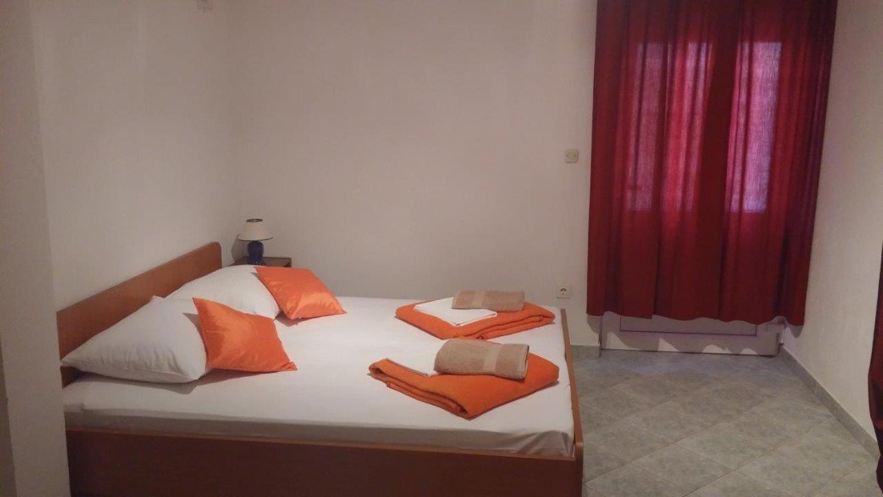 Apartments With A Parking Space Biograd Na Moru, Biograd - 860 Экстерьер фото