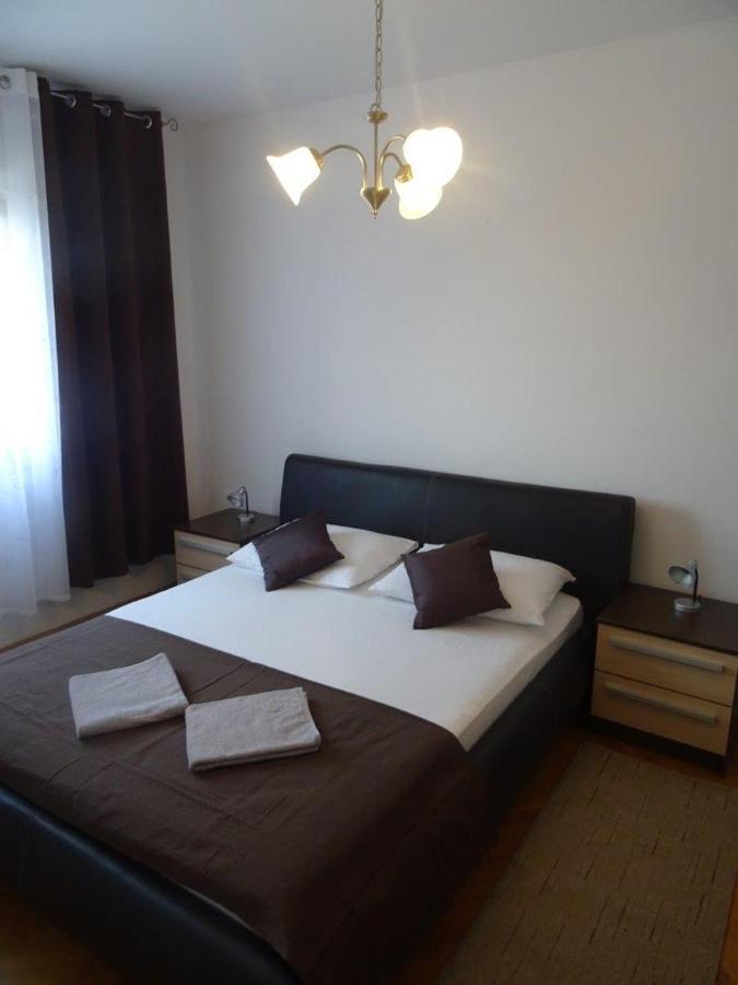 Apartments With A Parking Space Biograd Na Moru, Biograd - 860 Экстерьер фото